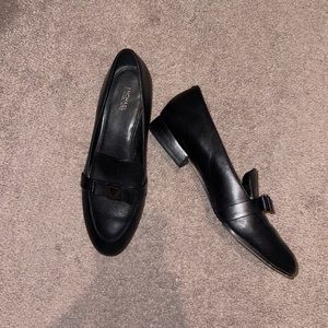 Women’s black Michael Kors loafers